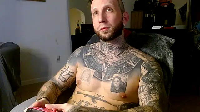 Snapshot of bobbybacala91 chatting on 29, 9, 2025 bobbybacala91 online show from 29, 9, 2025