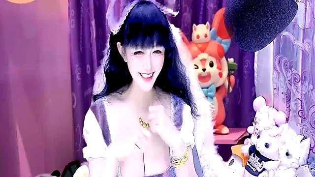 kumamon- online show from 11, 1, 2025