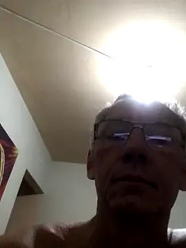 Snapshot of eleno1542 chatting on 30, 10, 2025 eleno1542 online show from 30, 10, 2025