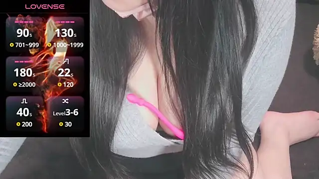 yuinyan3150 online show from 9, 3, 2025