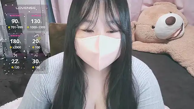 yuinyan3150 online show from 23, 11, 2025