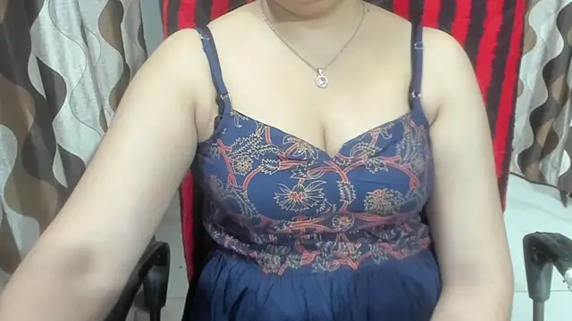 Snapshot of Kaur_Jannat chatting on 13, 5, 2026 Kaur Jannat online show from 13, 5, 2026