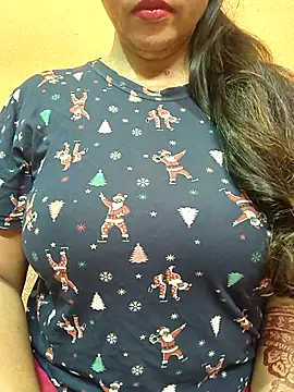 CUTE SOPHIA- online show from 10, 4, 2026