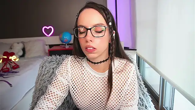 Snapshot of Dayna_Nebula chatting on 20, 2, 2025 Dayna Nebula online show from 20, 2, 2025