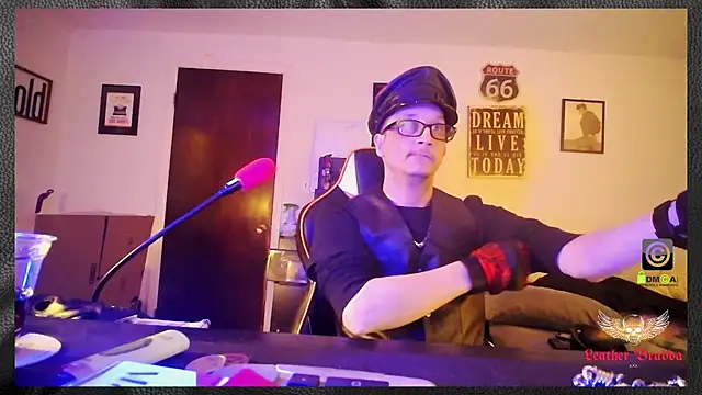 LeatherBrudda69 online show from 14, 2, 2026