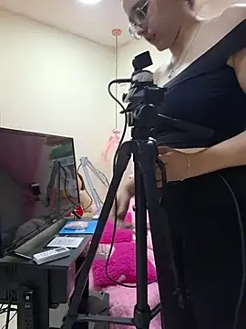 NaomiShimizu online show from 30, 3, 2026