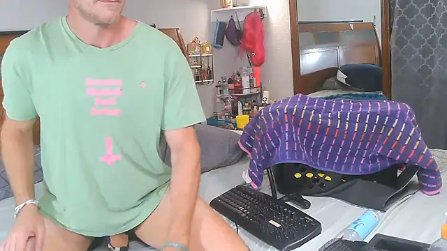 Snapshot of Obi-Spun-Kenobi chatting on 9, 7, 2026 Obi-Spun-Kenobi online show from 9, 7, 2026