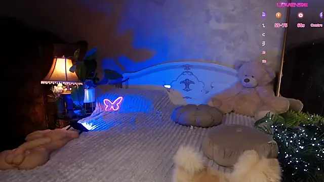 JulieHeets online show from 28, 12, 2024