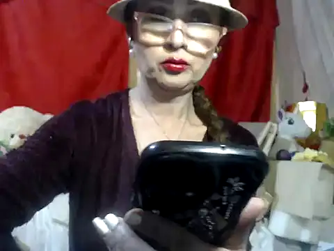 hottieperla online show from 18, 12, 2025