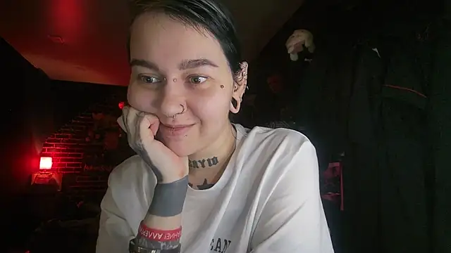 MoorderxDoll online show from 10, 12, 2024