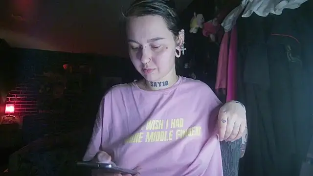 MoorderxDoll online show from 31, 1, 2025