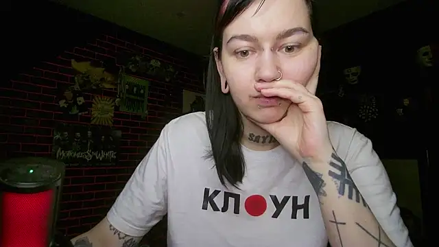 MoorderxDoll online show from 25, 3, 2026