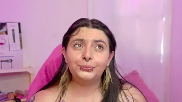 Snapshot of Sachi_Meow chatting on 14, 7, 2026 Sachi Meow online show from 14, 7, 2026