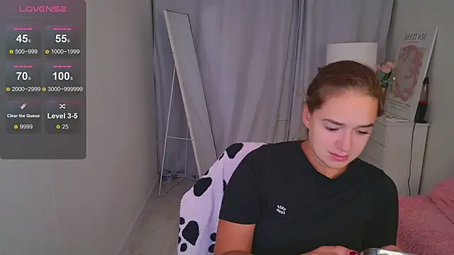 LovelyJessie online show from 14, 4, 2026