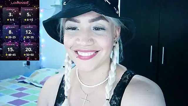 Snapshot of LuCKy_JoK chatting on 13, 1, 2025 LuCKy JoK online show from 13, 1, 2025