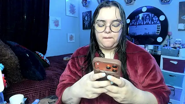 Snapshot of Luise_Meyrink chatting on 21, 2, 2026 Luise Meyrink online show from 21, 2, 2026