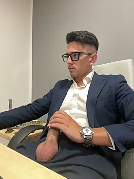 Snapshot of masterboss_ chatting on 30, 9, 2025 masterboss  online show from 30, 9, 2025