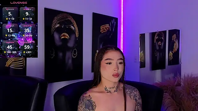  brenna hanson online show from 25, 10, 2025