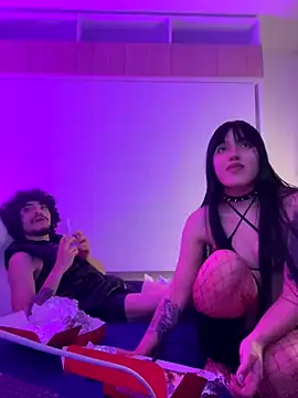 Snapshot of aangie__uwu chatting on 2, 12, 2024 aangie uwu online show from 2, 12, 2024