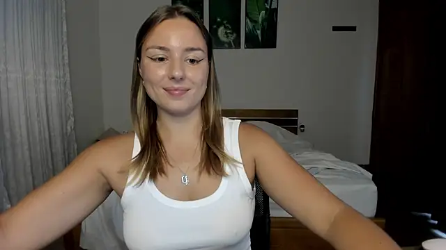 ThreeshaWhite online show from 25, 6, 2026