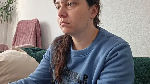 Cyndee Winter online show from 2, 11, 2025