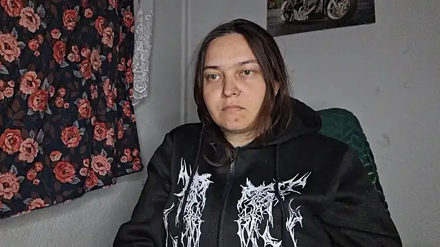 Cyndee Winter online show from 11, 4, 2026