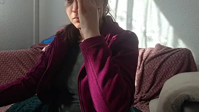Cyndee Winter online show from 16, 6, 2026
