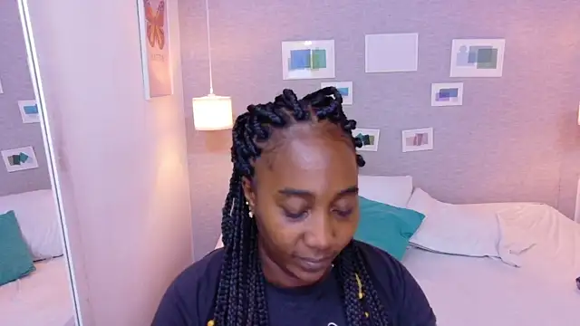 kiara evanss online show from 15, 10, 2025