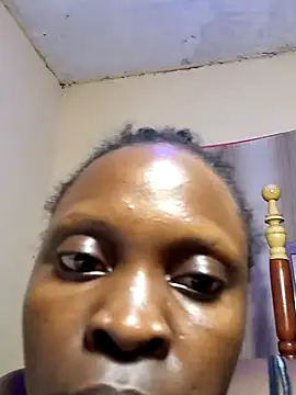 Snapshot of pretty_amaal chatting on 2, 12, 2024 pretty amaal online show from 2, 12, 2024