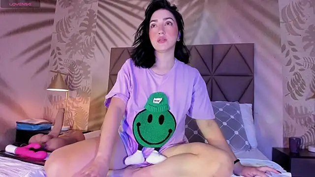 LIAH IZUMI online show from 13, 1, 2025