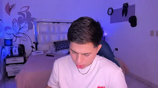 Snapshot of Niicky1_ chatting on 31, 1, 2025 Niicky1  online show from 31, 1, 2025