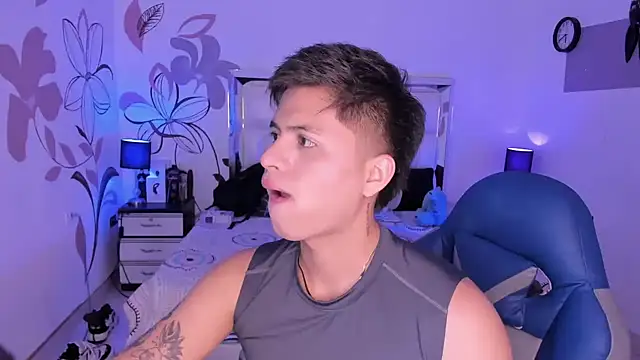 Snapshot of Niicky1_ chatting on 9, 2, 2025 Niicky1  online show from 9, 2, 2025