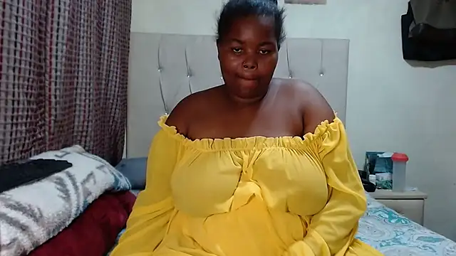 ChubbyDollxx online show from 13, 12, 2024