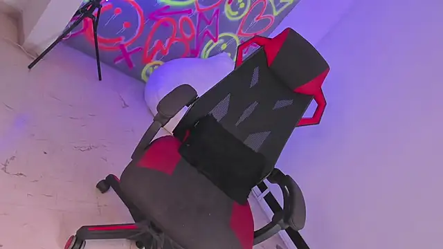 Snapshot of johedija chatting on 28, 12, 2024 johedija online show from 28, 12, 2024