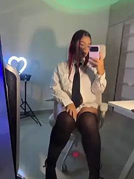 RavenM8 online show from 25, 2, 2026