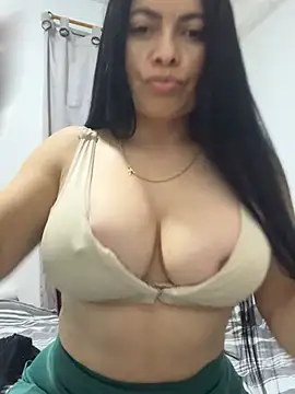 Snapshot of Janna099 chatting on 20, 2, 2025 Janna099 online show from 20, 2, 2025