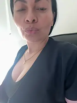 Snapshot of Janna099 chatting on 3, 3, 2025 Janna099 online show from 3, 3, 2025