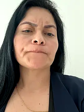 Snapshot of Janna099 chatting on 17, 9, 2025 Janna099 online show from 17, 9, 2025