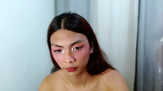 Snapshot of freshJULIA18 chatting on 18, 11, 2025 freshJULIA18 online show from 18, 11, 2025