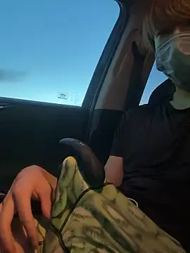 issy19 online show from 15, 9, 2025