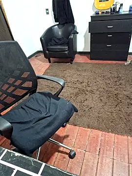 Snapshot of Jurogonza chatting on 1, 4, 2026 Jurogonza online show from 1, 4, 2026