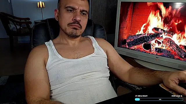 Snapshot of officeman7 chatting on 13, 2, 2026 officeman7 online show from 13, 2, 2026