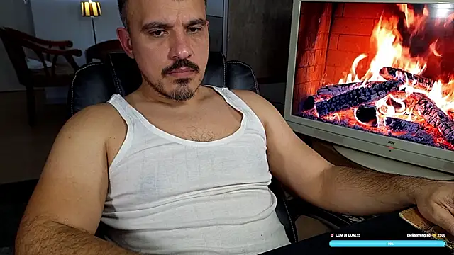 Snapshot of officeman7 chatting on 21, 2, 2026 officeman7 online show from 21, 2, 2026