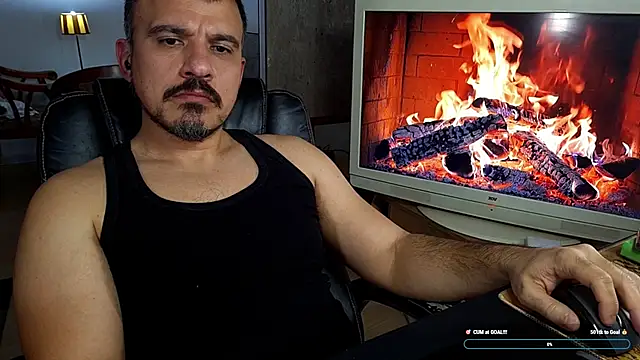 Snapshot of officeman7 chatting on 3, 3, 2026 officeman7 online show from 3, 3, 2026