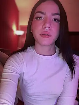 Snapshot of ShannonShanny chatting on 8, 1, 2025 ShannonShanny online show from 8, 1, 2025