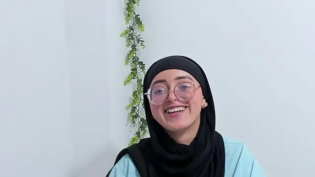 Snapshot of aysel_elid chatting on 2, 12, 2024 aysel elid online show from 2, 12, 2024