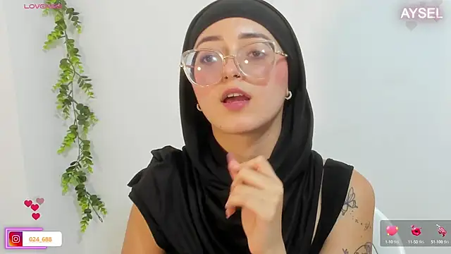 Snapshot of aysel_elid chatting on 5, 2, 2025 aysel elid online show from 5, 2, 2025