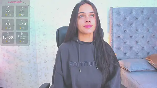 ChloeHarper  online show from 28, 10, 2025