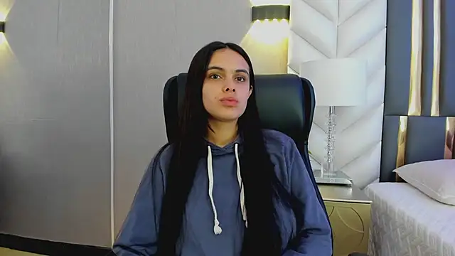 ChloeHarper  online show from 2, 7, 2026
