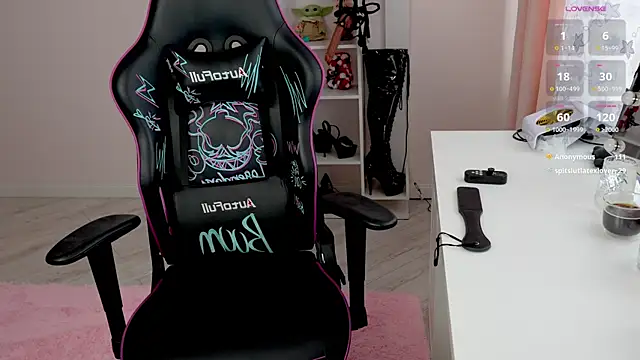 Latex Kitty online show from 12, 5, 2026